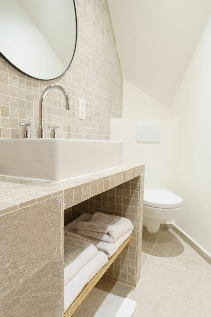 vm img 40 Chambres 98 853x1280 1